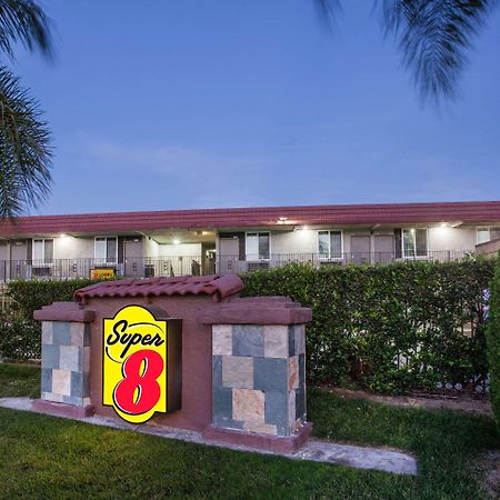 Super 8 by Wyndham Redlands/San Bernardino Motel Eksteriør billede