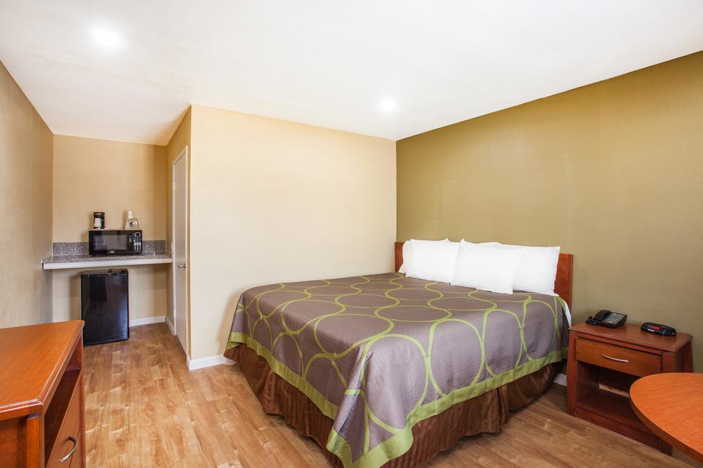 Super 8 by Wyndham Redlands/San Bernardino Motel Eksteriør billede